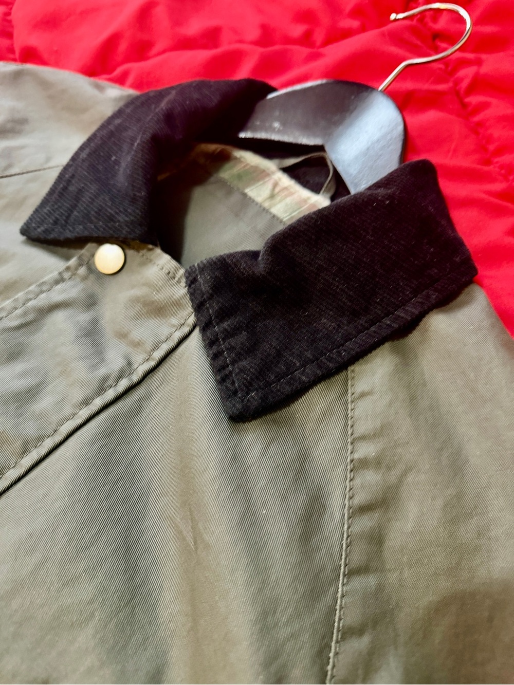 Men's Olive Green Field Jacket with Contrast Collar - Picture 3 of 6